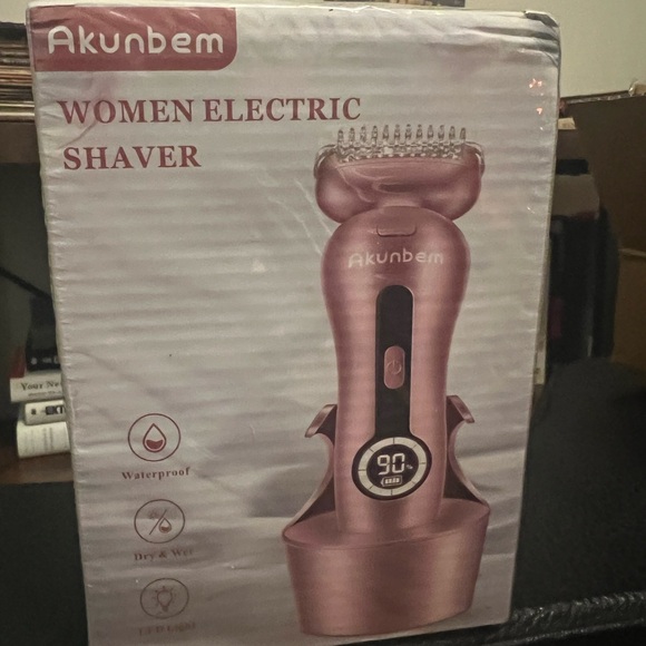 Electric shaver - Picture 2 of 2